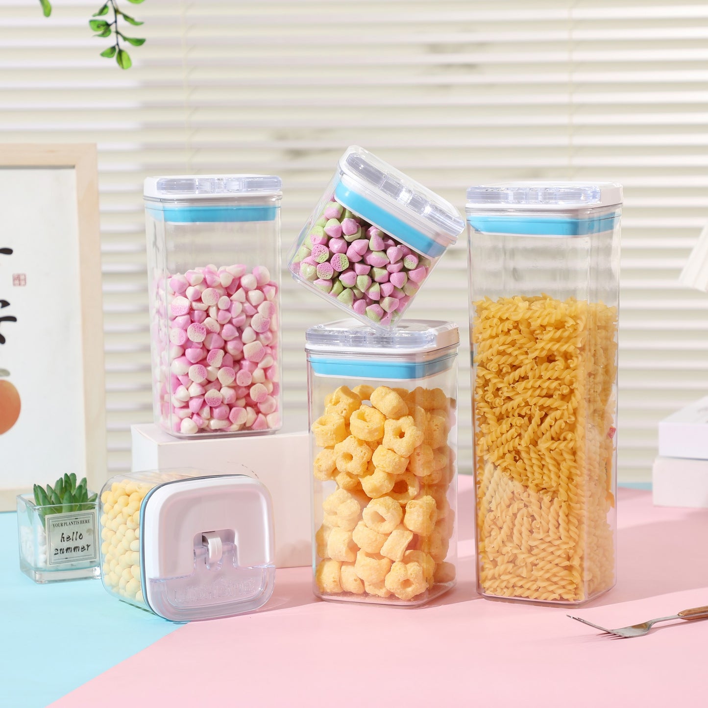 Cutii de Depozitare Alimente, Klevo, Set din 5 Cutii de tip Container, 1x0.5 l, 2x0.8 l, 1x1.2 l, 1x1.9 l, Recipiente pentru Cereale in Bucatarie, Transparente cu Capac Albastru-Alb