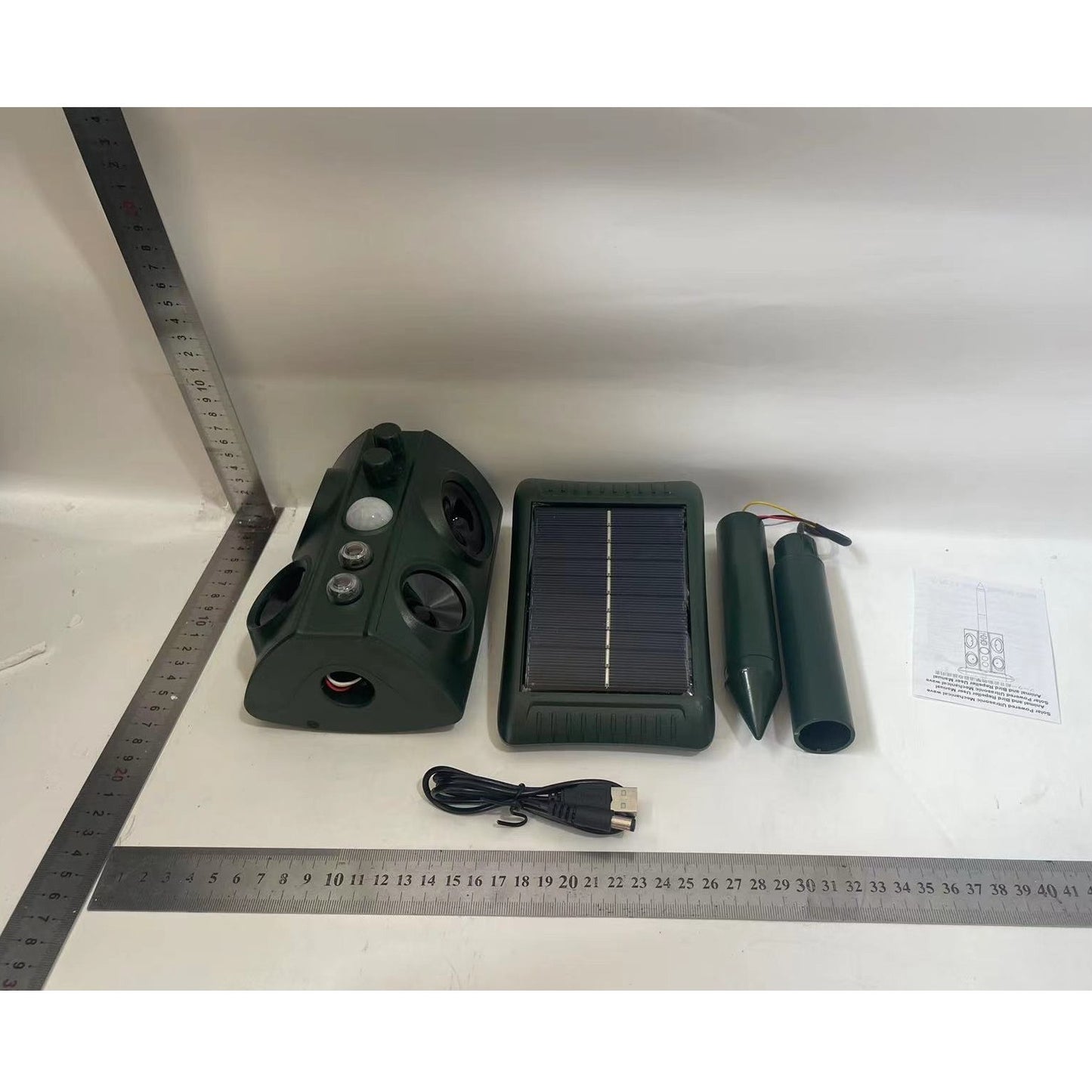 Aparat Solar LED cu Ultrasunete, Klevo, Repelent pentru Animale Mari si Mici, Lumina Rosie si Alba, Anti Rozatoare, Anti Insecte, Frecventa 13.5KHZ-45.5KHZ, Senzor PIR, 15.5 x 15.4 x 26.2 cm, Verde