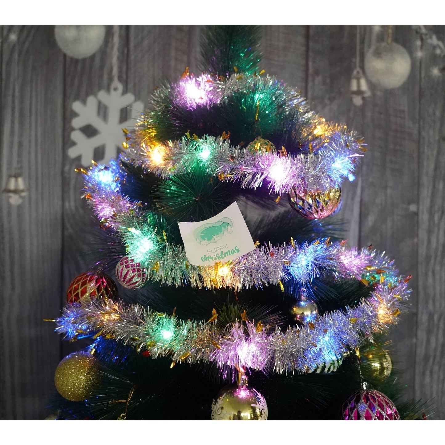 Beteala Craciun cu LED, Aurie, model cu stelute, 2 m x 5 cm, PVC, Sir, Artificiala, Klevo