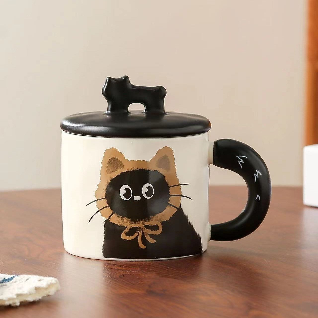 Cana din Ceramica, Klevo, Model in Cutie pentru Cadou, Cana pentru Ceai, Cafea, Cana Retro Design Capac cu Figurina 3D, 9.5 x 8 x 8 cm, 360 ml, Bej, Print Pisica Maro Negru