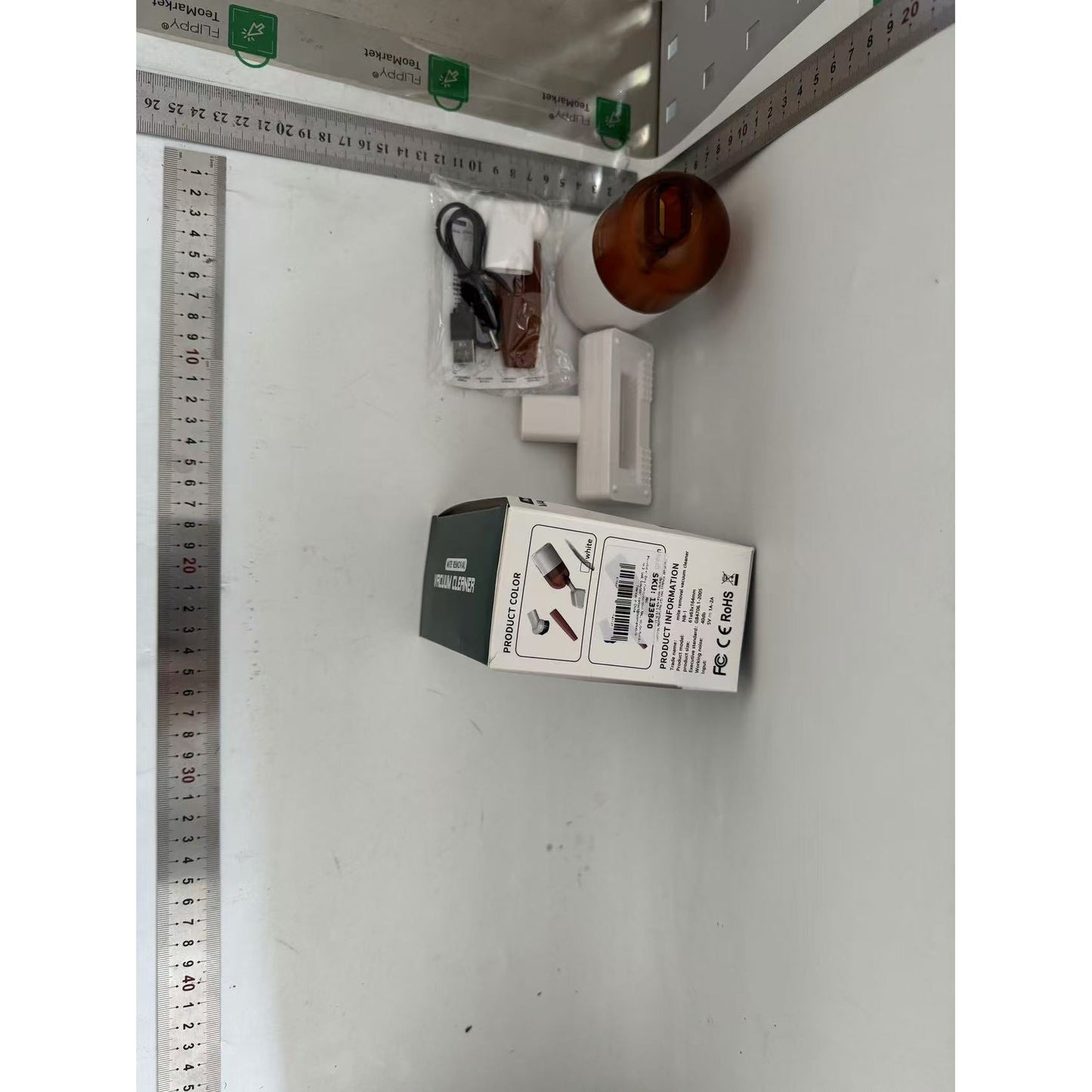 Aspirator Portabil pentru Automobil, Klevo, Aspirator mic fara Fir, pentru Casa si Masina, incarcare USB, 3 in 1, 16.3x6 cm, Alb