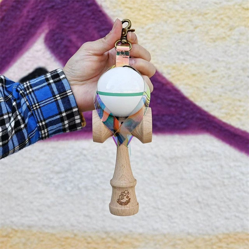 Husa pentru Kendama, Klevo, Husa de Depozitare pentru Kendama, din PVC rezistent, Catarama cu Agatare pentru Transportare, Forma Breloc 8, 12 x 6 cm, Magic Multicolor