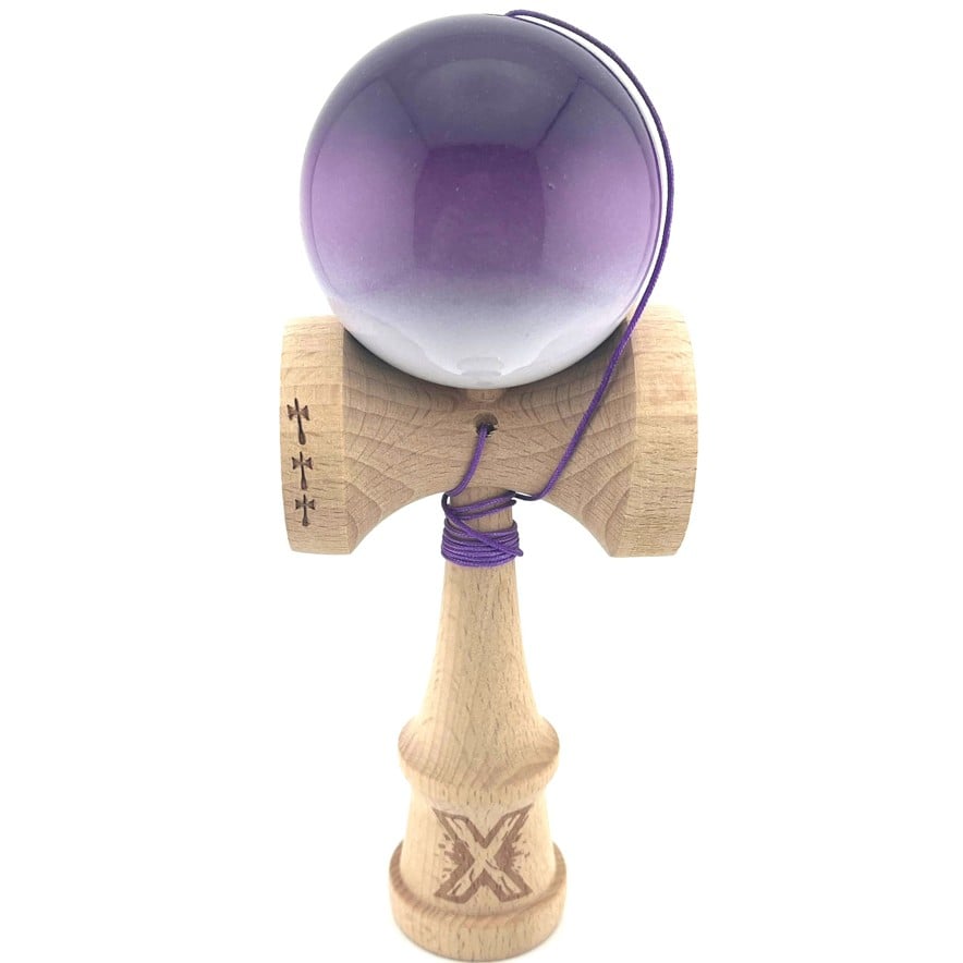 Kendama X Originala, Profesionala, Klevo, Big Cups V2, Super Sticky cu Cupe Mari, din lemn 18 cm, Rulment Metalic cu Ata 55 cm, Mov/Alb