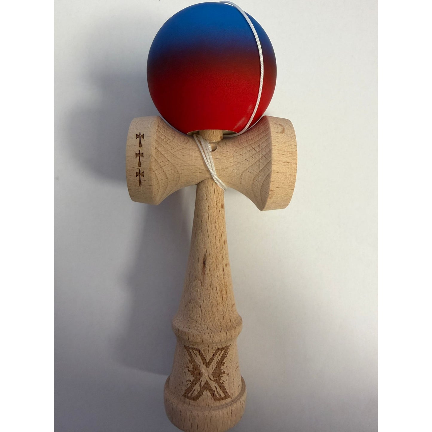 Kendama X Originala, Profesionala, Klevo, din Lemn, Rubber Grip, 18 cm, Albastru/Rosu