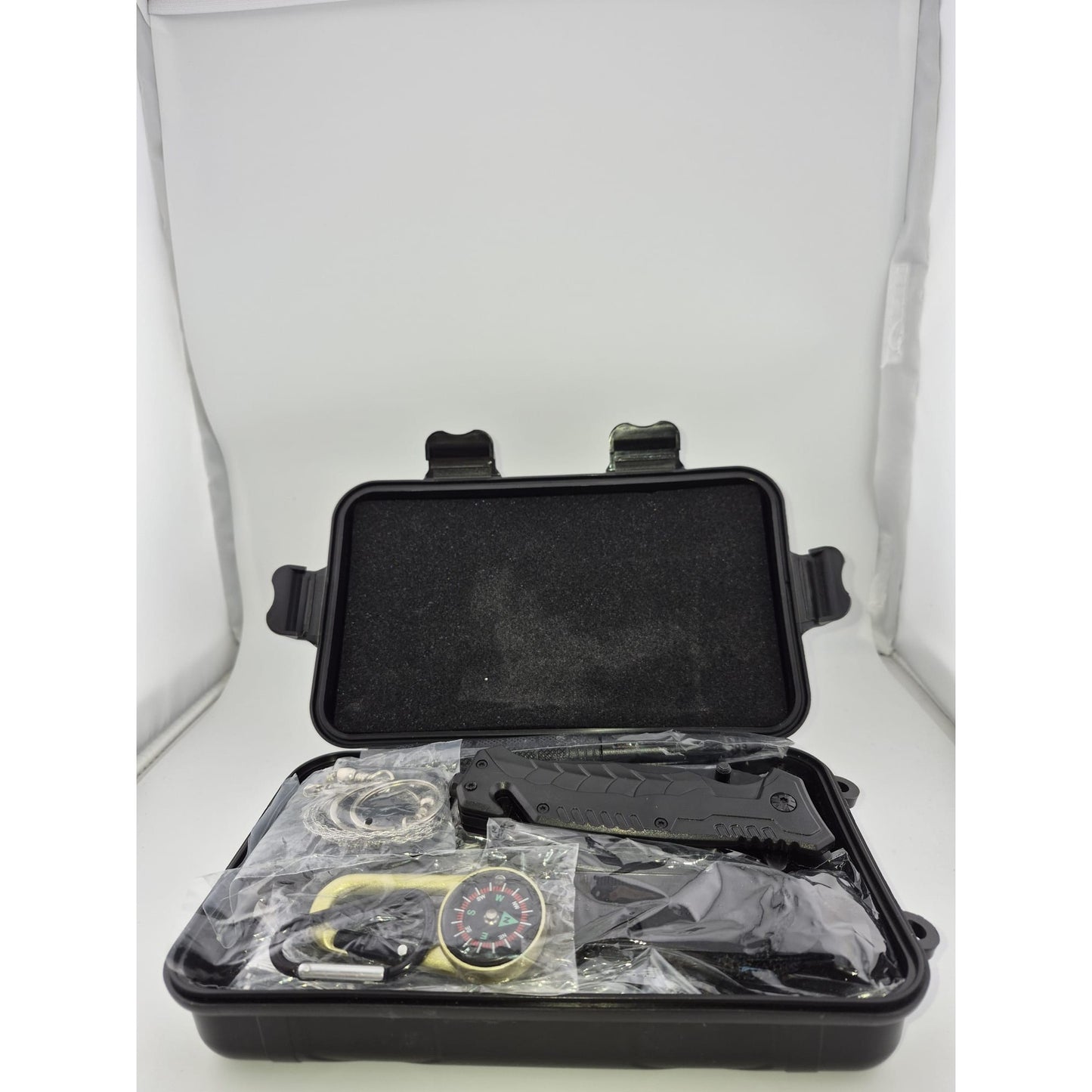 Resigilat: Kit supravietuire 19 in 1 Klevo, Cutit/Busola/Lanterna/Fluier/Chingi/Paracord, pentru Caping, Drumetii, Aventuri, Insturmente profesionale, Negru