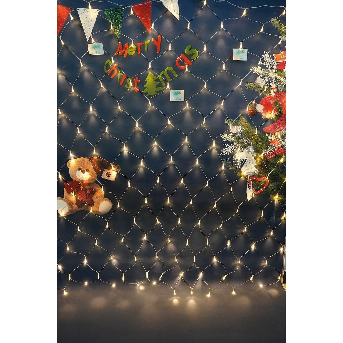 Sectiune Instalatie de Craciun Klevo, Tip Plasa, 160 LED-uri, 2 m x 2 m, 8 jocuri de lumini, Interconectabila, Fir transparent, Alb cald