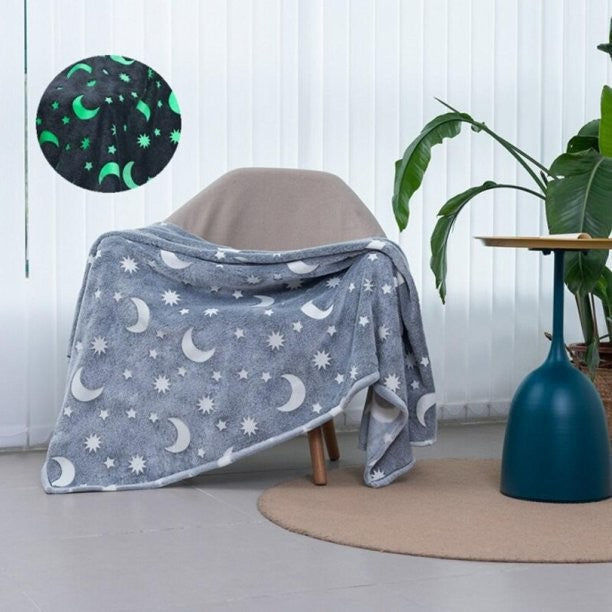 Patura Fosforescenta, Klevo, Moale, Pufoasa, Lumineaza in Intuneric, 1.5x2 m, Model Cer Instelat, Gri