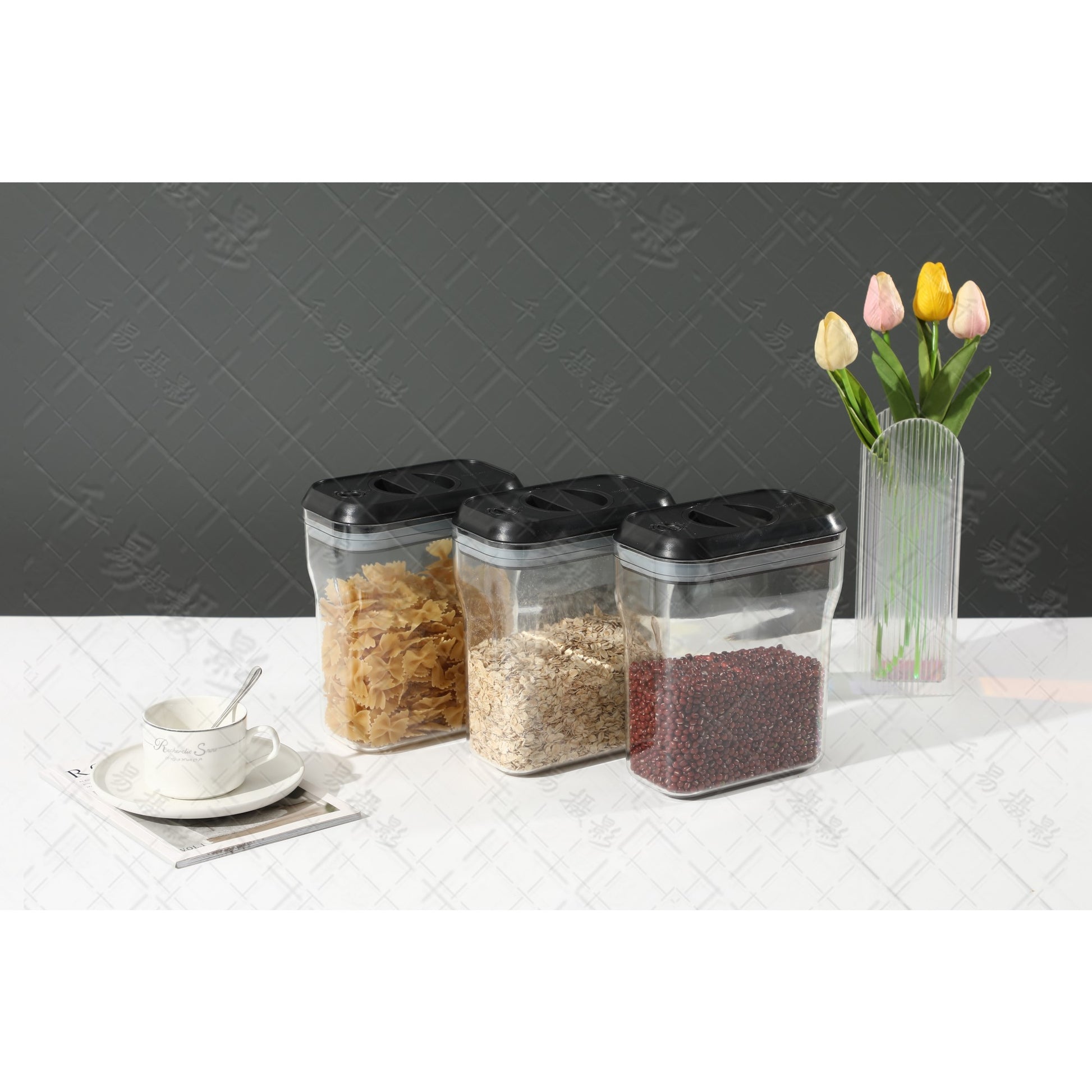 Recipient din Plastic, Klevo, pentru Alimente/Obiecte, Inchidere Ermetica Rotire 90 grade, 2l, 20.5 x 10.5 x 27 cm, Transparent