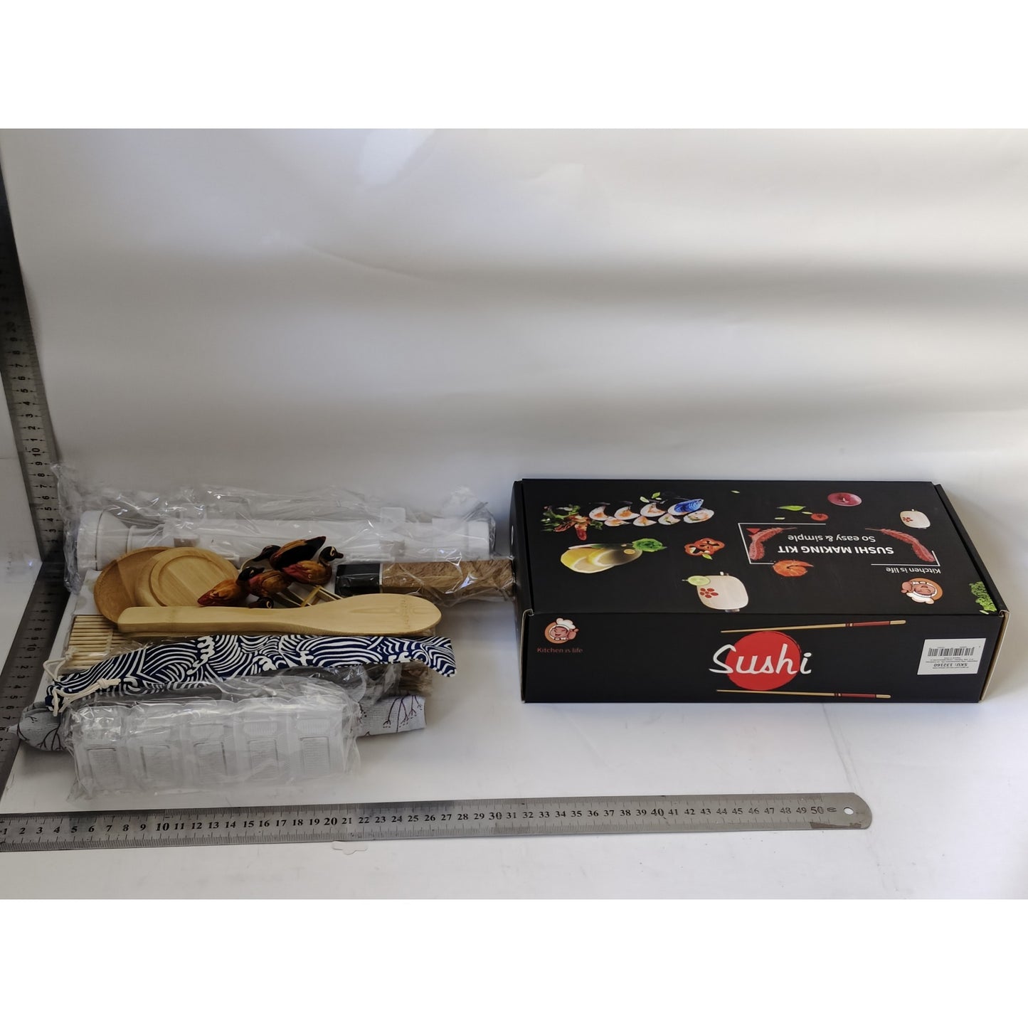 Set Ustensile pentru Sushi, Klevo, Set din 24 Accesorii pentru Sushi, Set pentru Sushi HOME MADE, Cutit Inclus, Forme, Betisoare, Multicolor