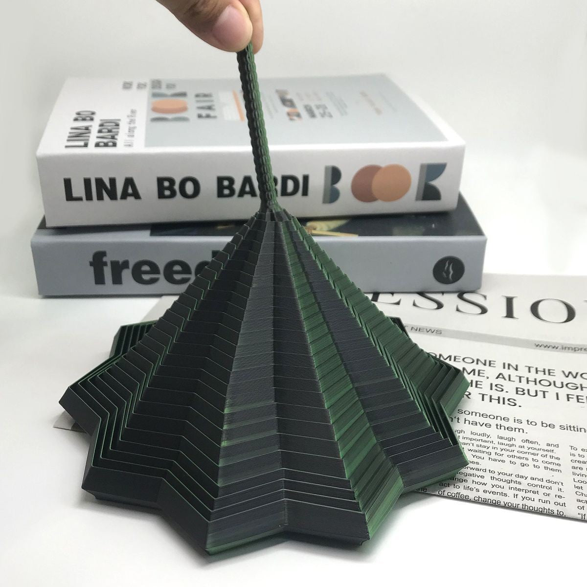 Jucarie Decompresie, Klevo, Model Stea 3D, DuoChrome, Maner Spirala, Turn Magic Geometric, Multiple Forme, Anti-stress, 8.6 cm, Negru/Verde
