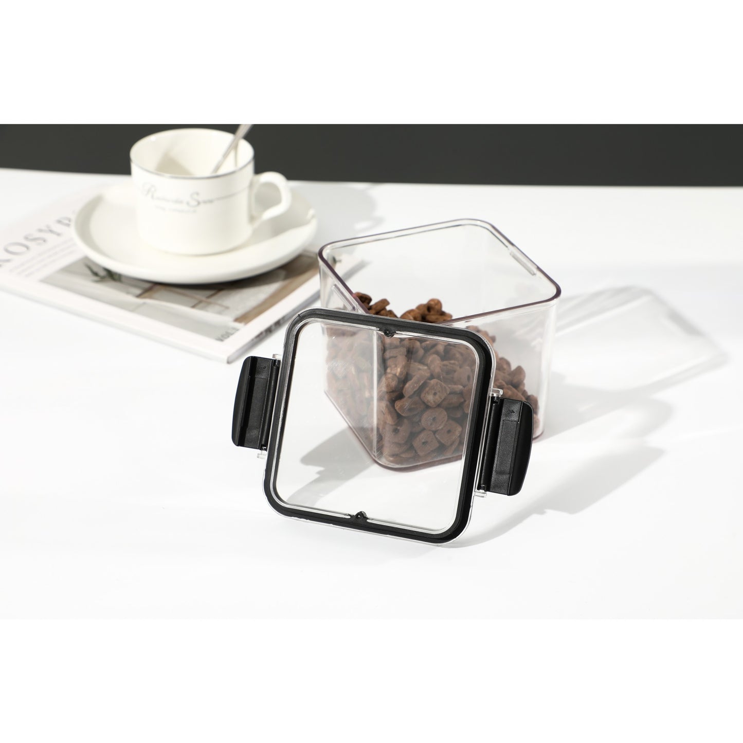 Recipient din Plastic, Klevo, pentru Alimente/Obiecte, Inchidere Ermetica, 10.2 x 9.8 cm, 700 ml, Transparent
