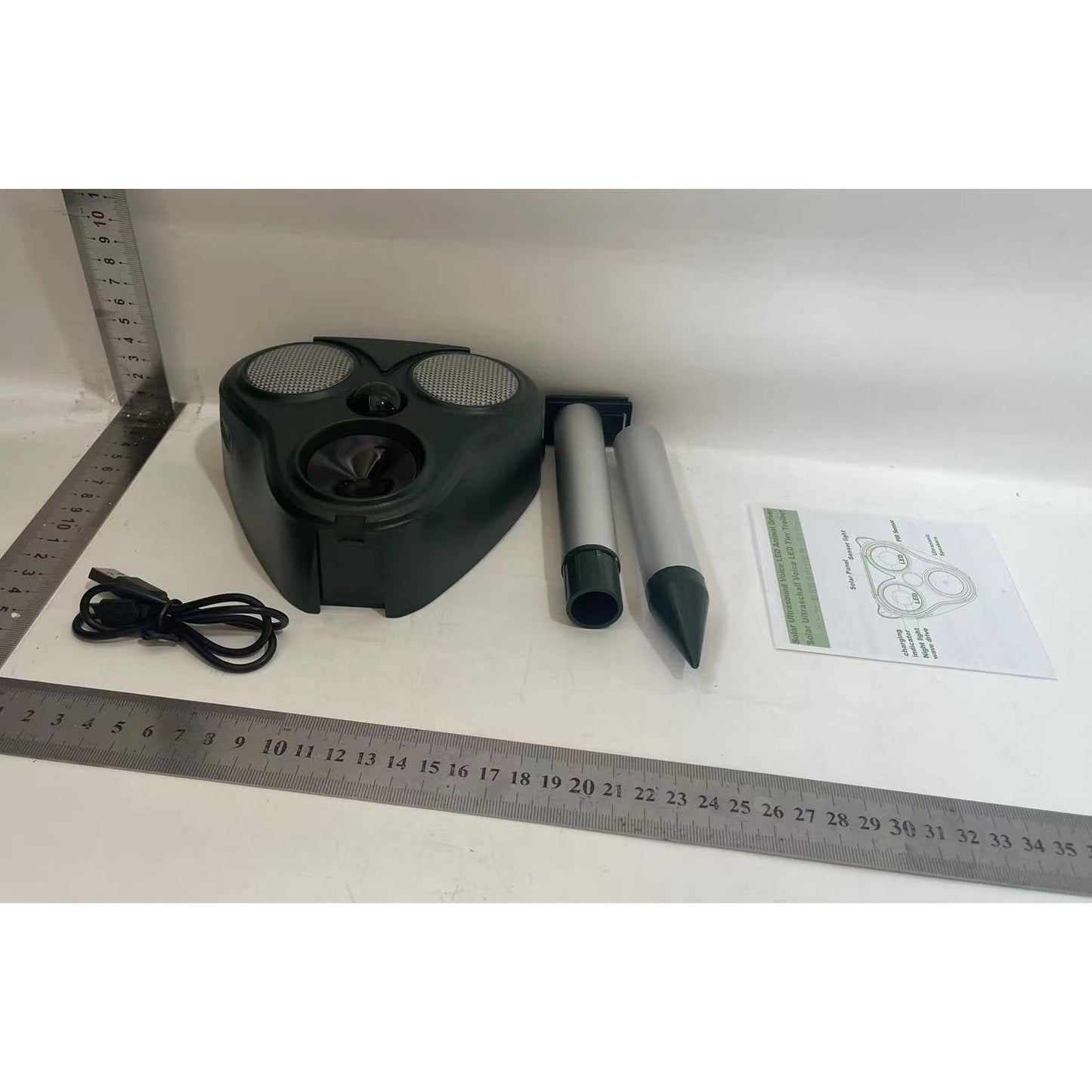 Aparat Solar LED cu Ultrasunete, Klevo, Repelent pentru Animale Mari si Mici, Lumina Rosie si Alba, Anti Rozatoare, Anti Insecte, Frecventa 13.5KHZ-65 KHZ, Senzor PIR, 13 x 14.7 x 24.5 cm, Verde