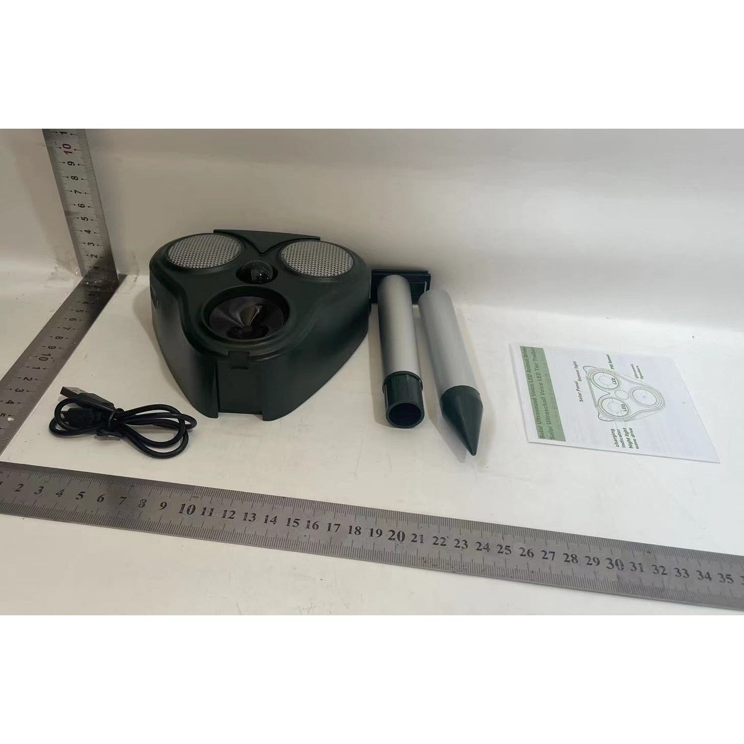 Aparat Solar LED cu Ultrasunete, Klevo, Repelent pentru Animale Mari si Mici, Lumina Rosie si Alba, Anti Rozatoare, Anti Insecte, Frecventa 13.5KHZ-65 KHZ, Senzor PIR, 13 x 14.7 x 24.5 cm, Verde