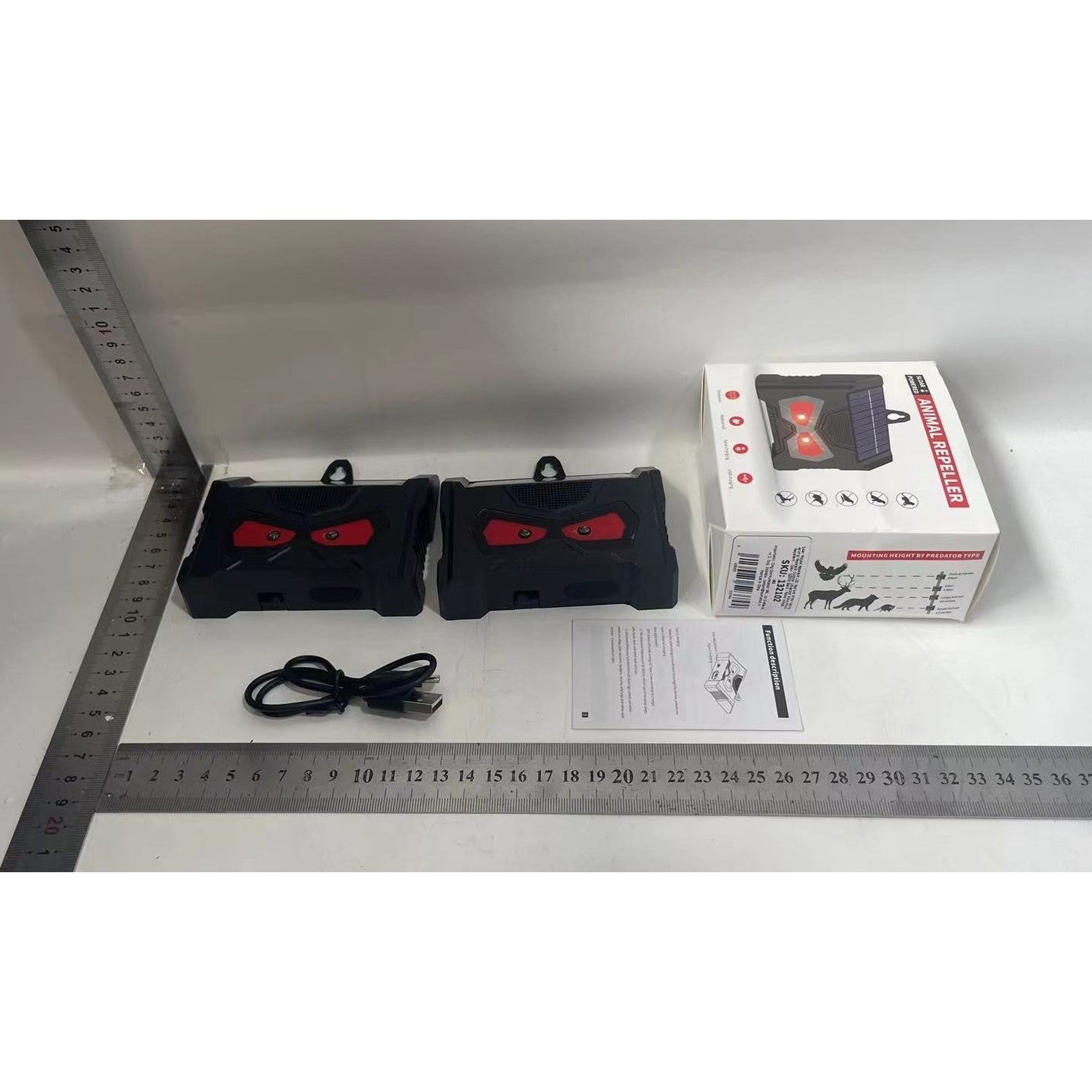 Set 2 Aparate Solare LED cu Ultrasunete, Klevo, Repelent pentru Animale Mari si Mici, Lumina Rosie si Alba, Anti Rozatoare, Anti Insecte, Frecventa 9-36KHZ, 10.2 x 10.6 x 2.8 cm, Negru