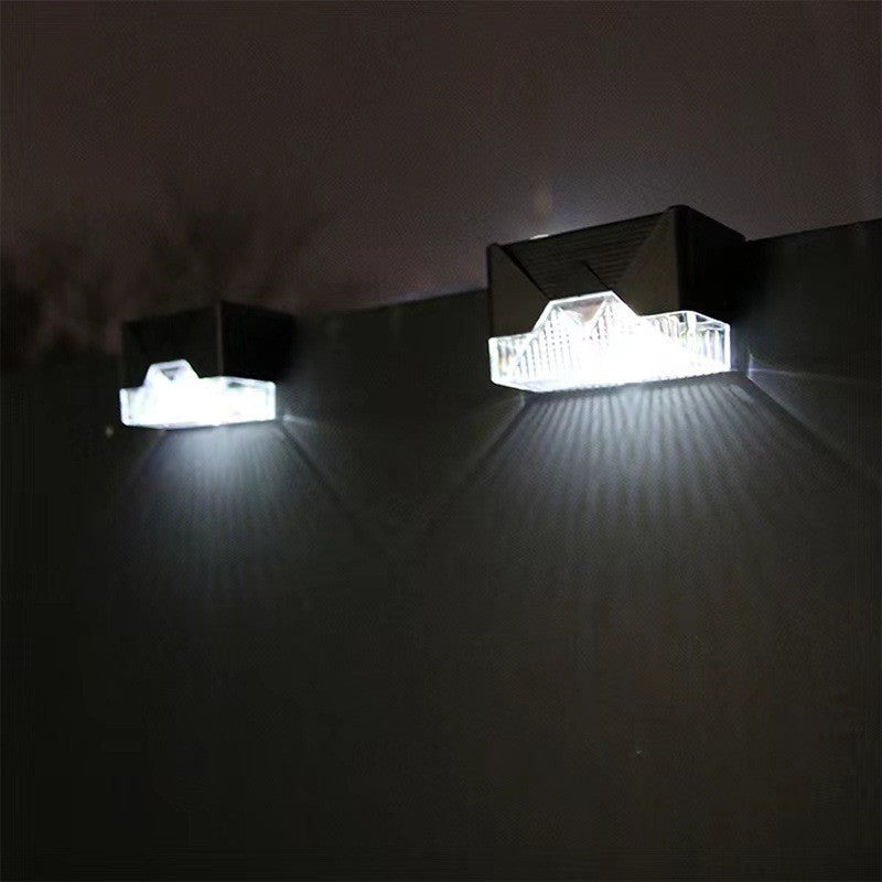 Aplica solara LED Klevo, ABS/Policarbonat, rezistenta la apa IP65, pentru trepte, borduri, terasa, 1.2V, 600mah, 7.9 x 5 cm, lumina alb rece, negru