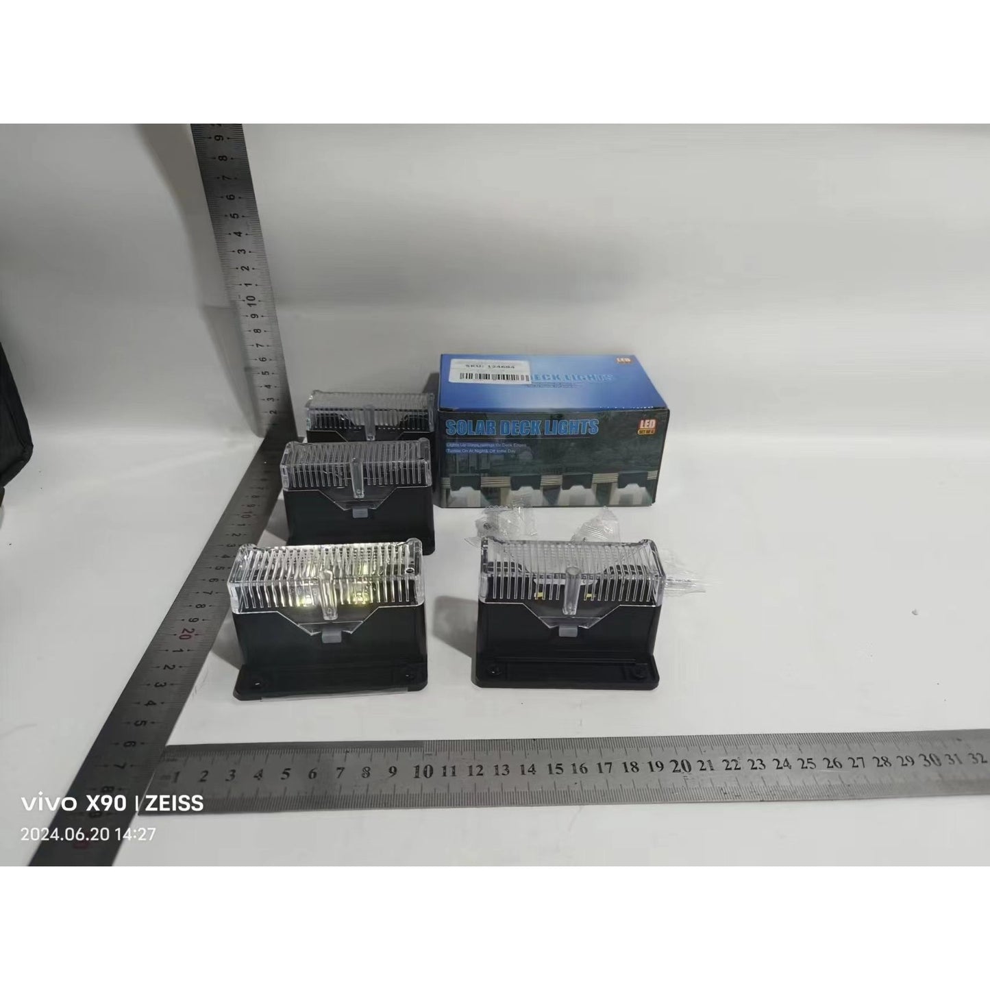 Aplica solara LED Klevo, ABS/Policarbonat, rezistenta la apa IP65, pentru trepte, borduri, terasa, 1.2V, 600mah, 7.9 x 5 cm, lumina alb rece, negru