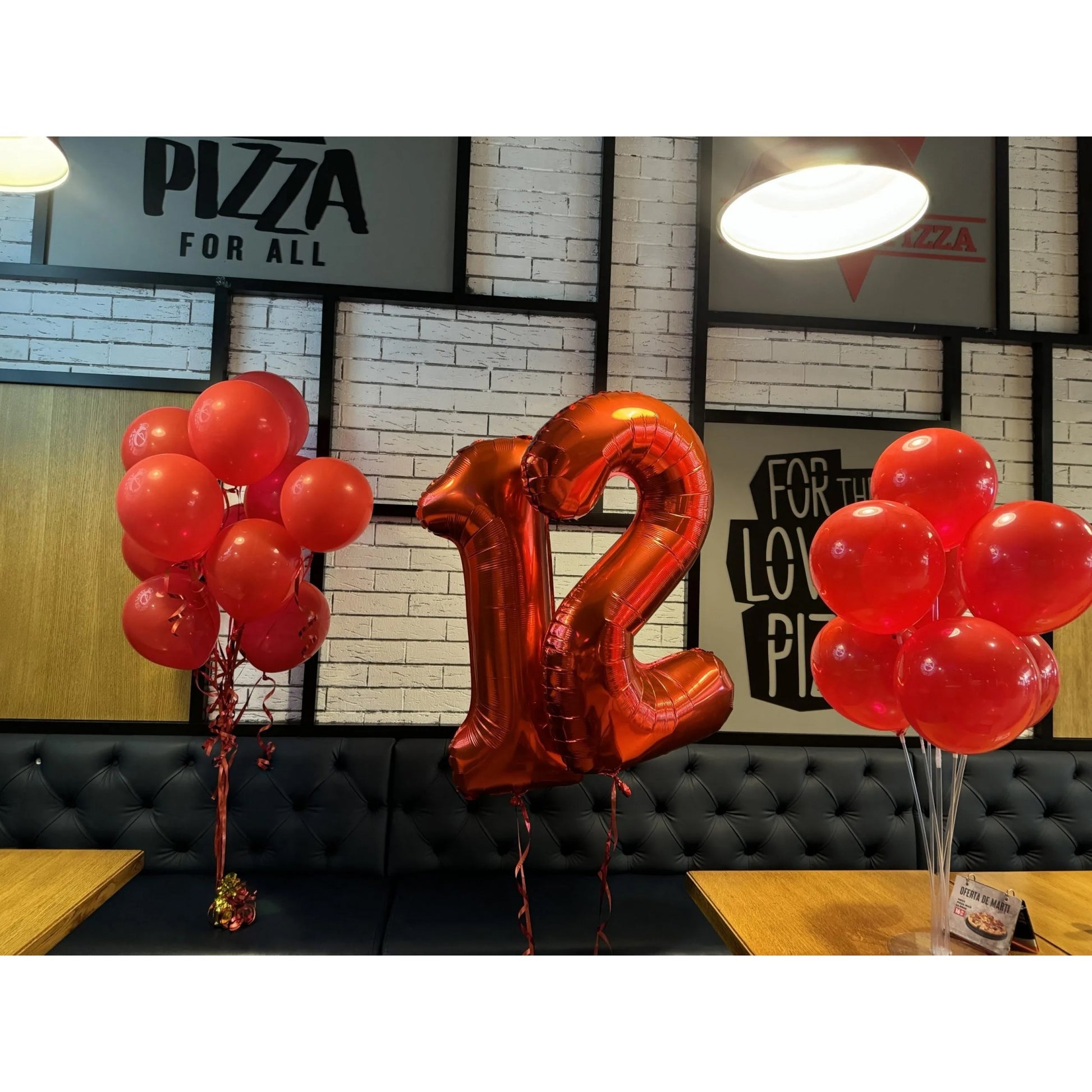Balon din Folie Metalizata Klevo, Figurina Cifra, Tema Aniversare 100 cm, Ambalaj Individual, Pai inclus, Umflare cu Aer sau Heliu, Rosu, Cifra 2