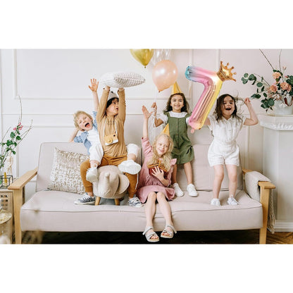 Balon din Folie Metalizata, Klevo, Figurina Cifra Gradient, Tema Aniversare 80 cm, Ambalaj Individual, Pai inclus, Umflare cu Aer sau Heliu, Coronita, Cifra 7