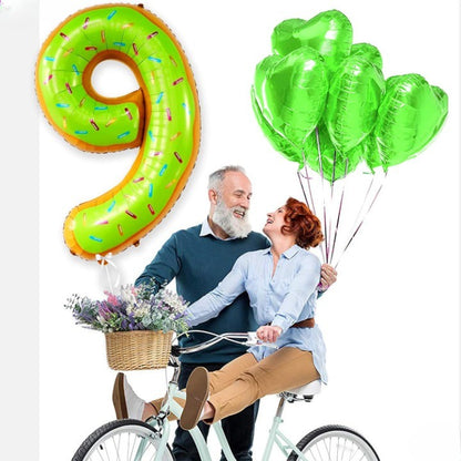 Balon din Folie Metalizata Klevo, Figurina Cifra, Imprimeu Gogosi, Tema Aniversare 100 cm, Ambalaj Individual, Pai inclus, Umflare cu Aer sau Heliu, Multicolor, Cifra 9