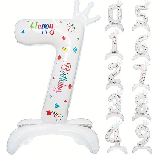 Balon din Folie Metalizata, Klevo, Figurina Cifra, Model 7 cu Happy Birthday Scris, Tema Aniversare 81 cm, Ambalaj Individual, Pai Inclus, Umflare cu Aer sau Heliu, Alb