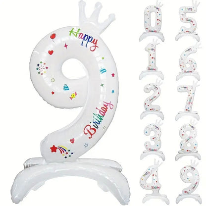 Balon din Folie Metalizata, Klevo, Figurina Cifra, Model 9 cu Happy Birthday Scris, Tema Aniversare 81 cm, Ambalaj Individual, Pai Inclus, Umflare cu Aer sau Heliu, Alb