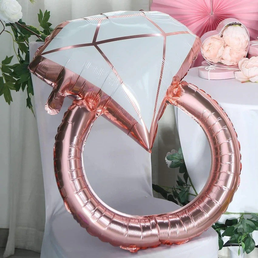 Balon din Folie Metalizata, Klevo, Figurina Inel de Logodna, Model Diamant, Tema Nunta, 60 cm, Ambalaj Individual, Pai Inclus, Umflare cu Aer sau