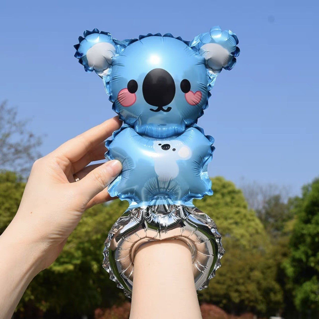 Balon din Folie Metalizata, Klevo, Figurine Animalute, Tip Bratara, Model Koala, Ambalaj Individual, Pai Inclus, Umflare cu Aer sau Heliu, Albastru