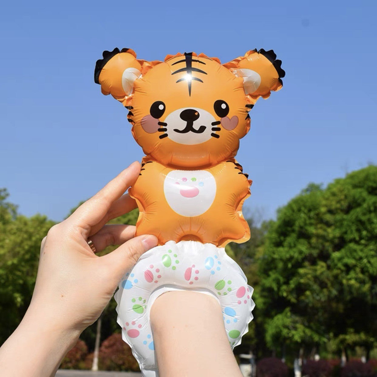 Balon din Folie Metalizata, Klevo, Figurine Animalute, Tip Bratara, Model Tigru, Ambalaj Individual, Pai Inclus, Umflare cu Aer sau Heliu, Portocaliu