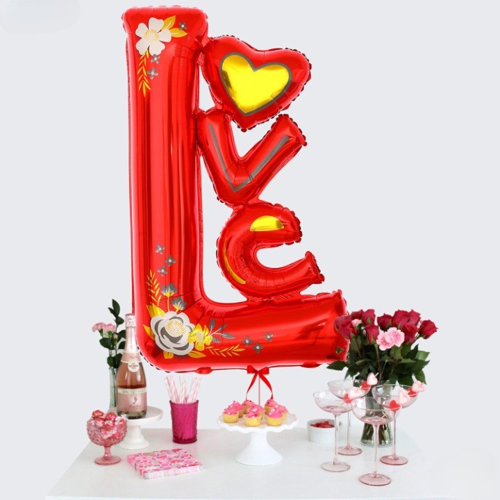 Balon din Folie Metalizata, Klevo, Figurine, Model LOVE, Tematica Iubire, 110x64 cm, Ambalaj Individual, Pai Inclus, Umflare cu Aer sau Heliu, Rosu