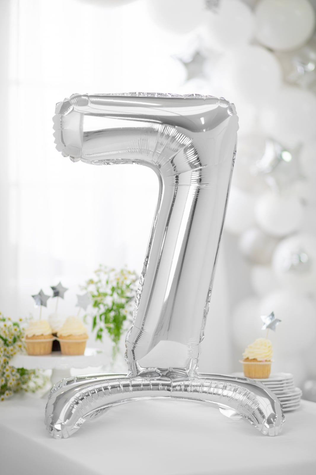 Balon folie cu suport Numărul "7", 70 cm, argintiu (1 pachet / 1 buc.)