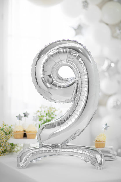 Balon folie cu suport Numărul "9", 70 cm, argintiu (1 pachet / 1 buc.)