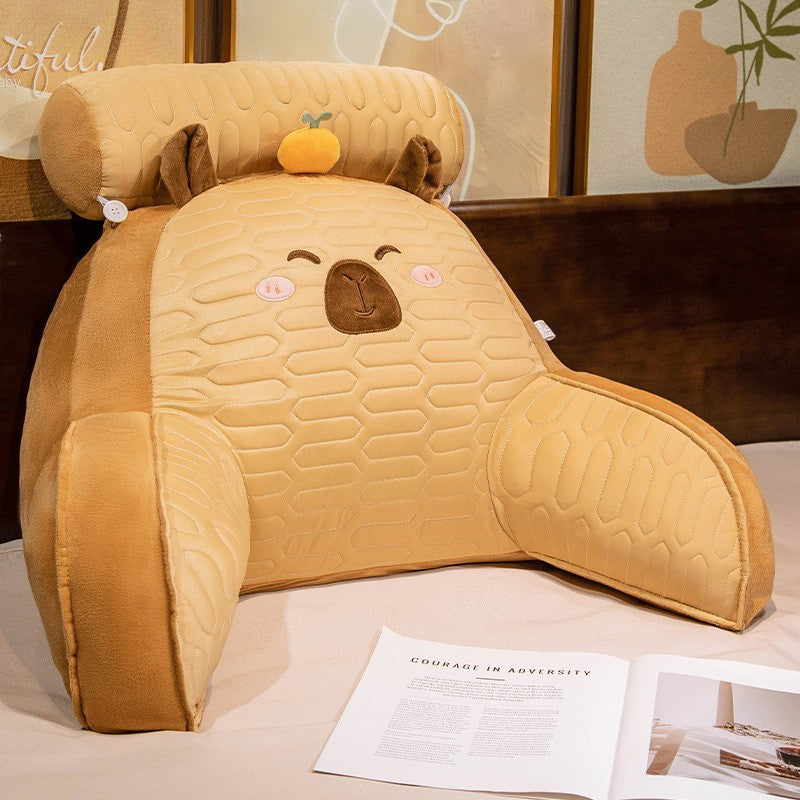 Perna Multifunctionala, Klevo, Spatar pentru Pat, Protectie Lombara, Marime Medie, 60 x 40 cm, din Latex, Model Capybara cu Portocala in Cap, Maro inchis