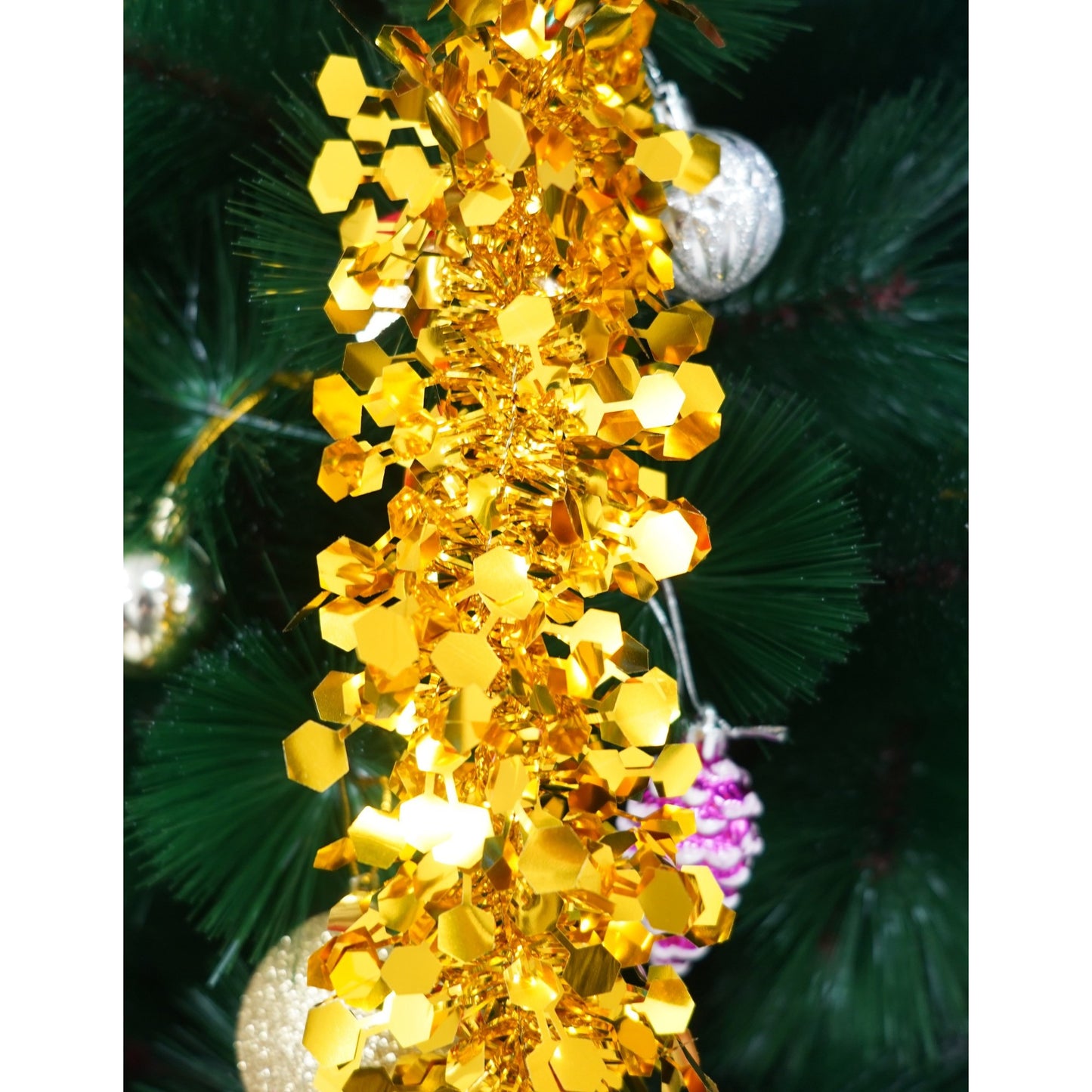 Beteala Craciun, Klevo, galben, marimea: 2 m x 9 cm material:folie PVC, interior/exterior