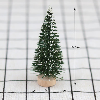 Brad artificial de craciun, ornament pentru masa, pe suport lemn, 20 cm inaltime, Verde inzapezit