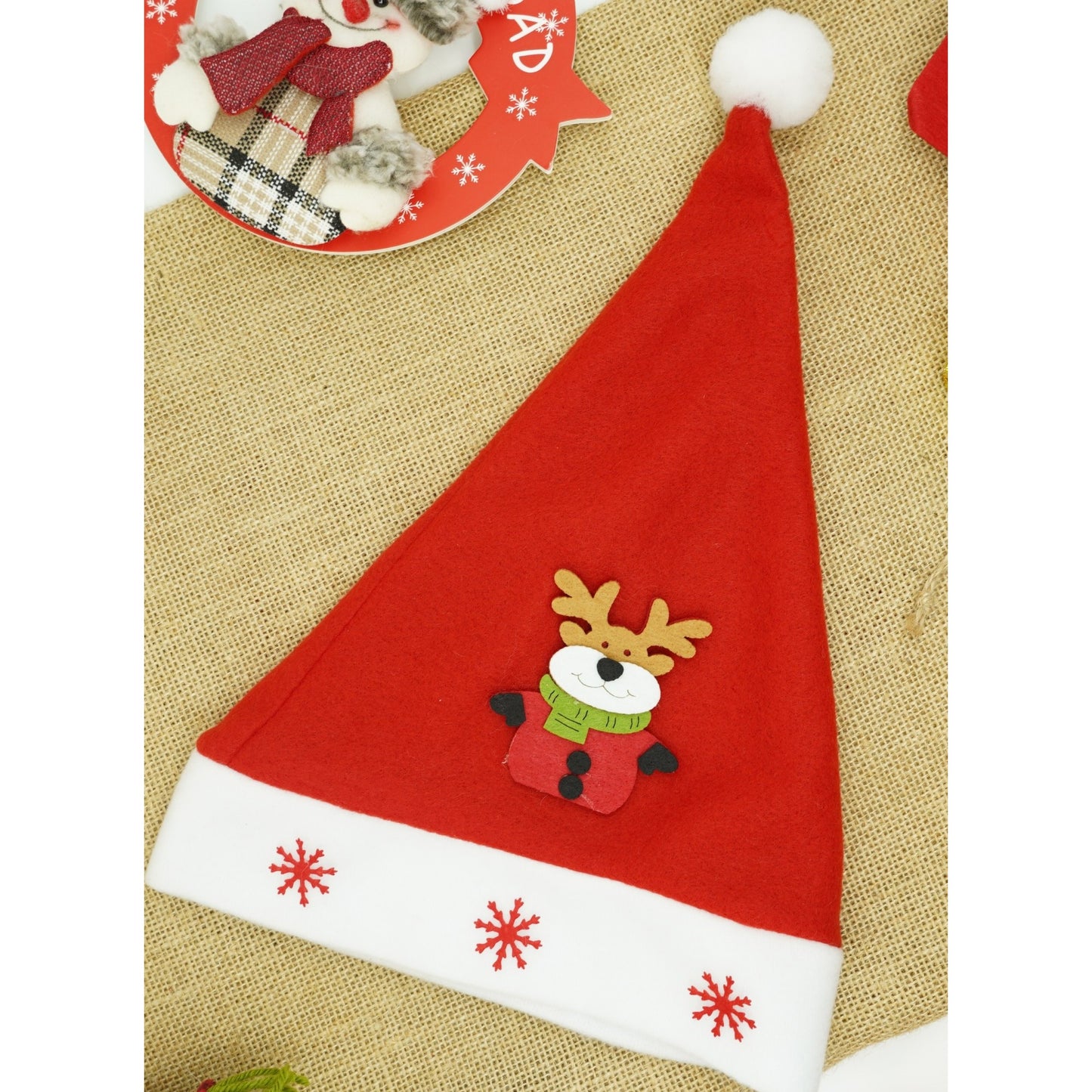 Caciulita de Mos Craciun, Klevo,cu model de Ren si ornament fulg de nea, rosie, marime universala, material textil