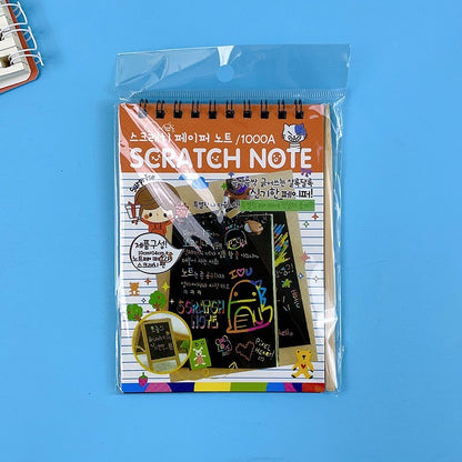 Caiet cu fise razuibile Klevo, DIY Magic Scratch, 12 File, Curcubeu, Creion din Lemn, Cartonase negre, 14.5 x 10 cm, portocaliu