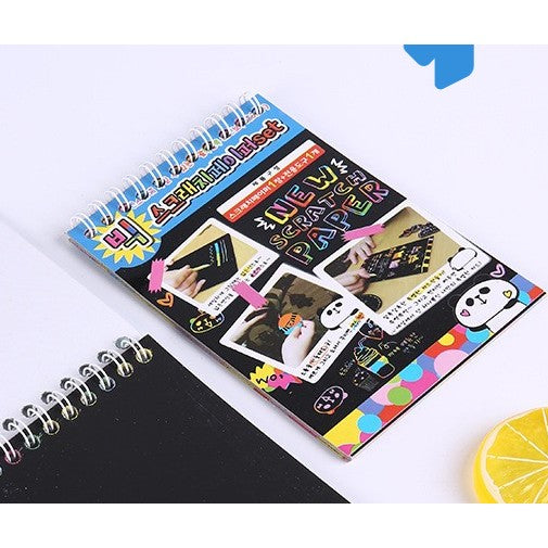 Caiet cu fise razuibile Klevo, DIY Magic Scratch, 12 File, Curcubeu, Creion din Lemn, Cartonase negre, A6, Multicolor