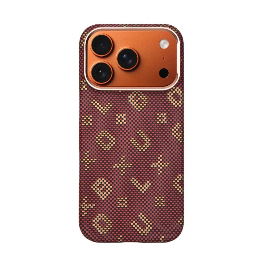 Carcasa Magnetica, Klevo, Compatibila Apple iPhone 17 Pro, din Fibra de Carbon, Litere Fosforescente, Maro