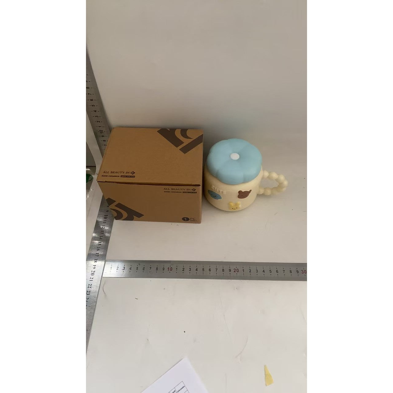 Cana pentru Copii, Klevo, din Portelan, print Figurine Animalute, Model CUTE, Cana cu Capac, Ceasca pentru Cafea, Ceai, 400ml Galben deschis