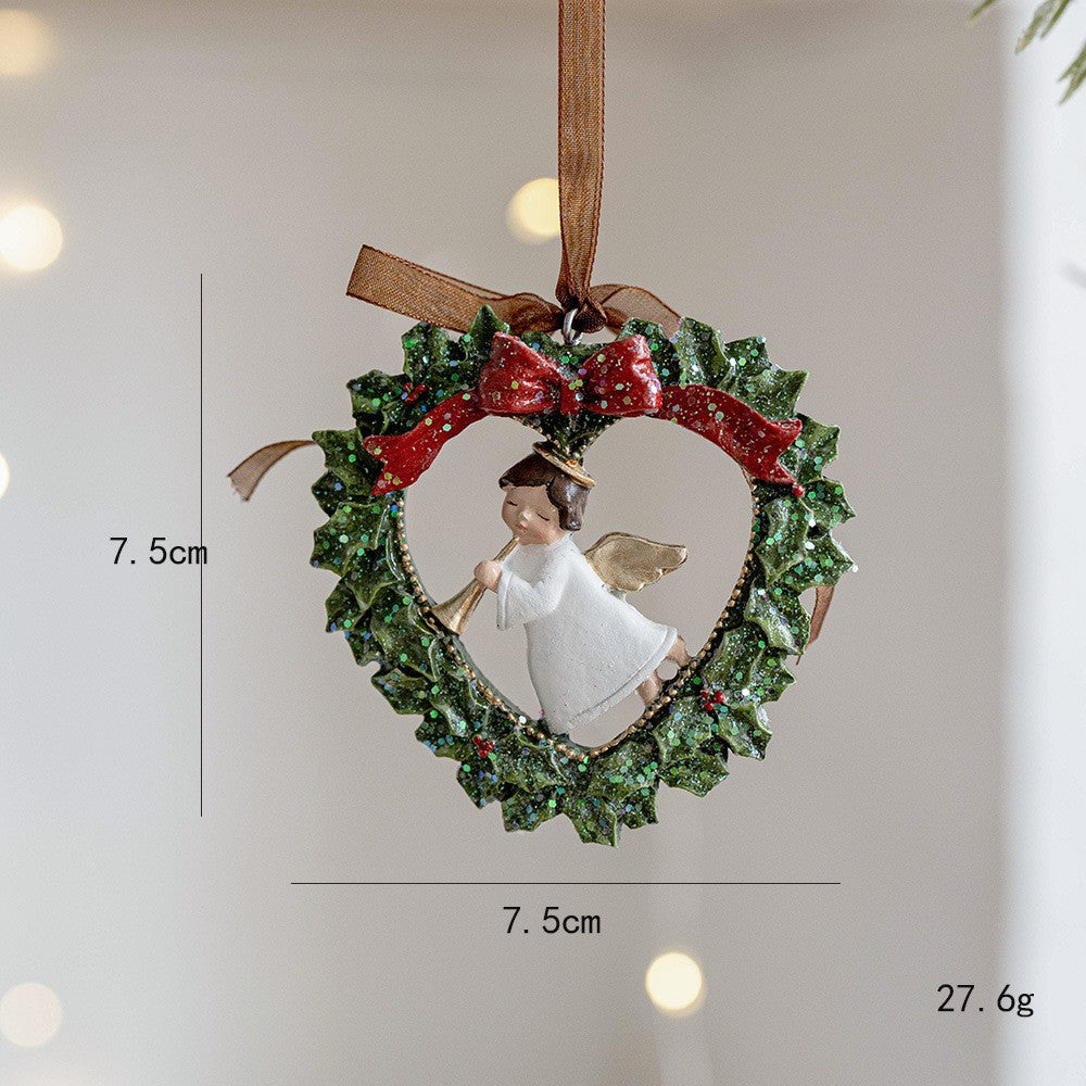 Decoratiune de Craciun, Klevo, pentru Brad, Model Ghirlanda cu Inger, 7.5 x 7.5 cm, din Rasina, Multicolor