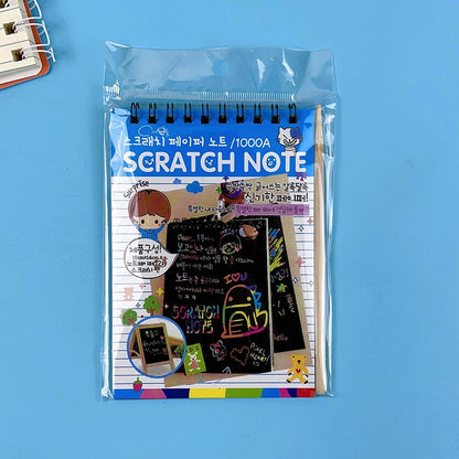 Caiet cu fise razuibile Klevo, DIY Magic Scratch, 12 File, Curcubeu, Creion din Lemn, Cartonase negre, 14.5 x 10 cm, albastru