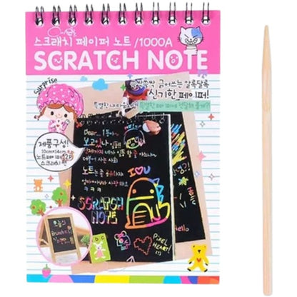 Caiet cu fise razuibile Klevo, DIY Magic Scratch, 12 File, Curcubeu, Creion din Lemn, Cartonase negre, 14.5 x 10 cm, roz
