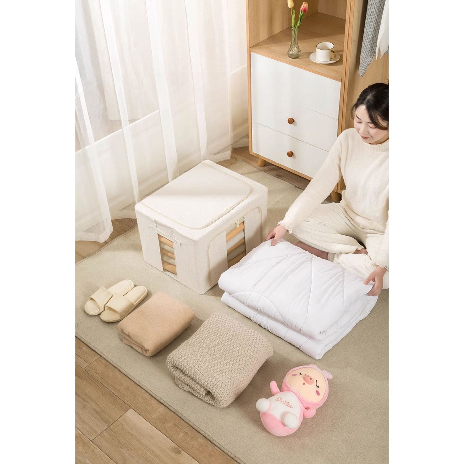 Cutie de Depozitare Pliabila, Klevo, Cu Fereastra si Fermoar Dublu, 66 L, Textil Premium, 50x40x33 cm, Cadru Metalic, Impermeabila, Bej