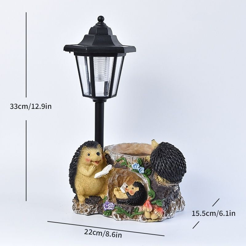 Lampa Solara Decorativa pentru Gradina, Klevo, Decoratiune pentru Gradina cu Lumini LED, Dimensiuni aprox 33 x 22 x 15.5 cm, Incarcare solara, Model 3 Arici, Negru