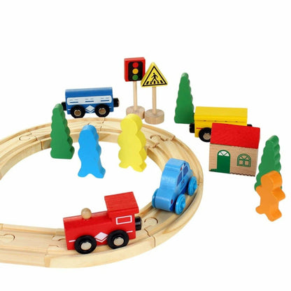 Set Circuit Trenulet din Lemn, Klevo, 33 Piese, Trenulet Magnetic, Jucarie Educativa Montessori, Masini de Interventie si Accesorii Urbane, 3 ani+, Multicolor