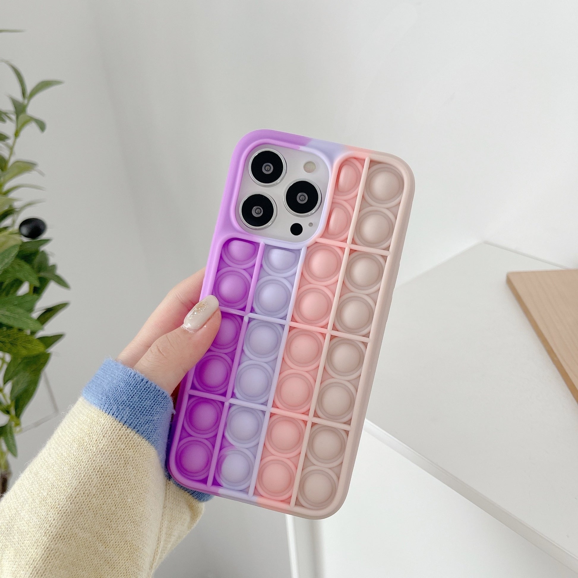 Husa de protectie Klevo Pop It compatibila cu Apple iPhone 13 Pro,Model 2,Multicolor