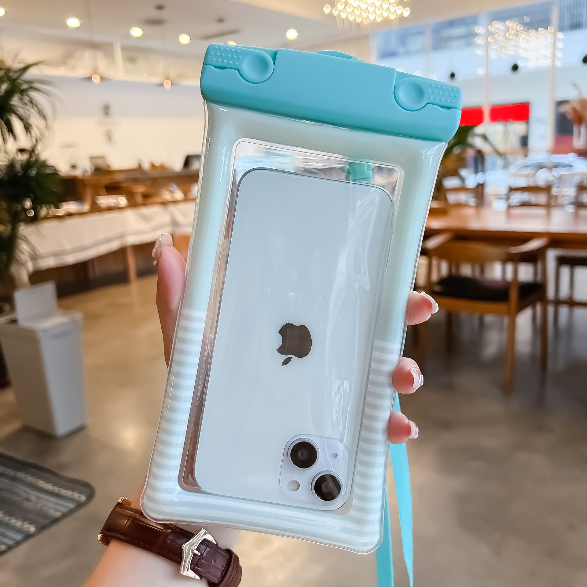 Husa subacvatica Cushion Waterproof Klevo, Snowproof, Universala, Dungata, cu Snur, pentru telefon sau documente, Verde Menta