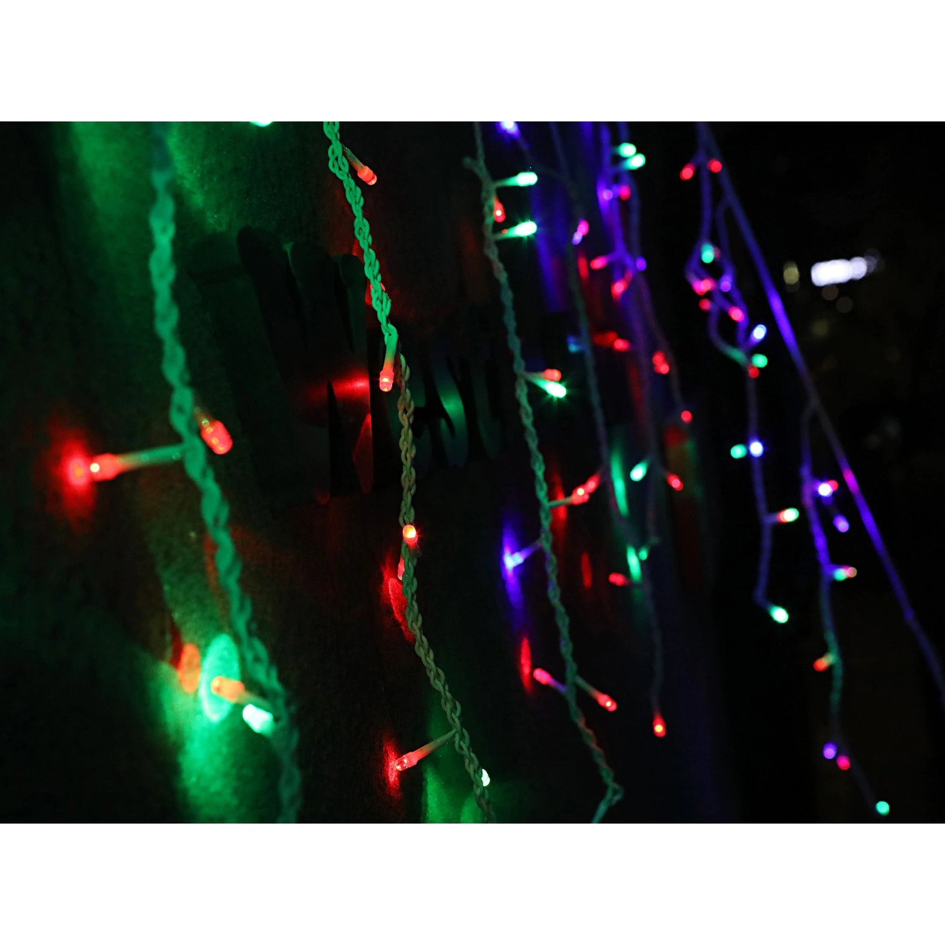 Instalatie Craciun, 10 m, 286 Led-uri ,Franjuri, Rosu / Verde/ Albastru, Flash, Transformator, Interconectabila, Prelungitor 3 m inclus, Fir Alb, Klevo