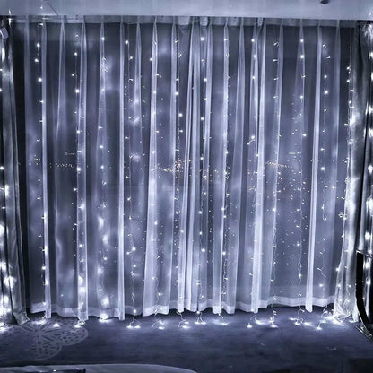 Instalatie Craciun, Tip Perdea, IP44, 3 m x 3 m, 240 LED-uri, Alb rece, cu 8 jocuri de lumini, 31 V, 9W, Interconectabila, Prelungitor 3 m inclus, Fir transparent, Interior/ Exterior, Klevo