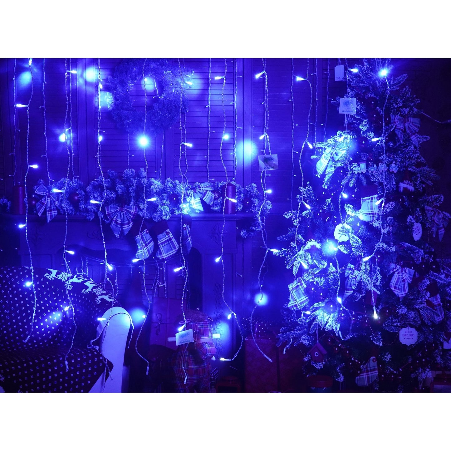 Instalatie Craciun, Tip Perdea, IP44, 6 m x 1 m, 360 LED-uri, Albastru, cu flash, Transformator, Interconectabila, Prelungitor 3 m inclus, Fir transparent, Interior/ Exterior, Klevo